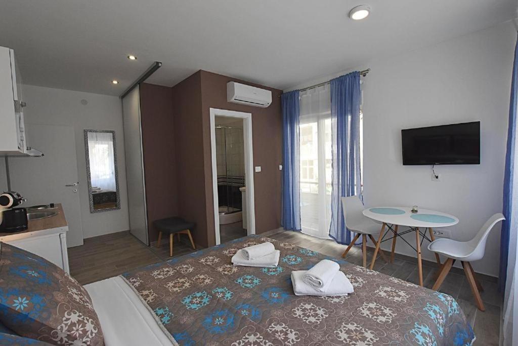 Appartement Roko & Borna Self Check - In à Zadar Extérieur photo