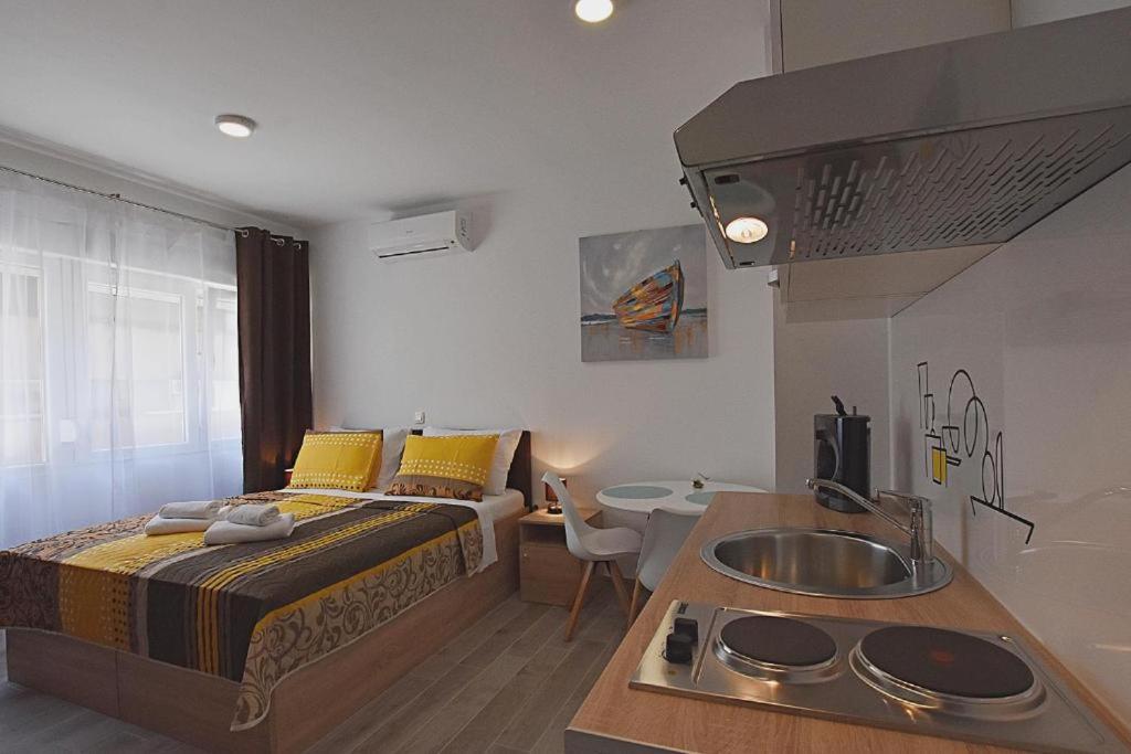 Appartement Roko & Borna Self Check - In à Zadar Extérieur photo